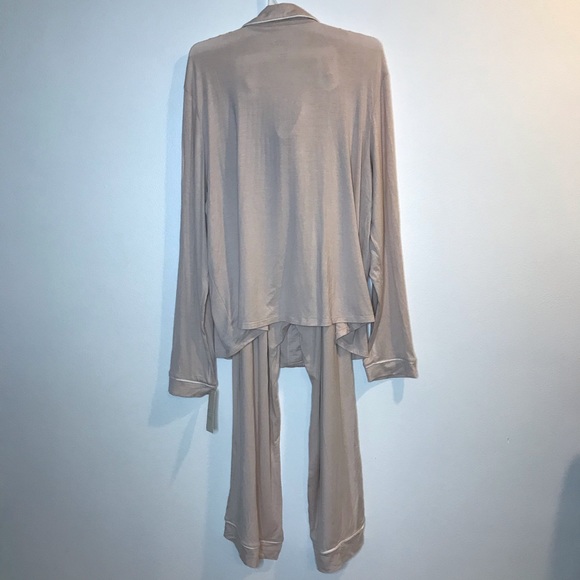 SOLD| Stars Above Women’s Pajama Set Soft Pink XL - Picture 3 of 4